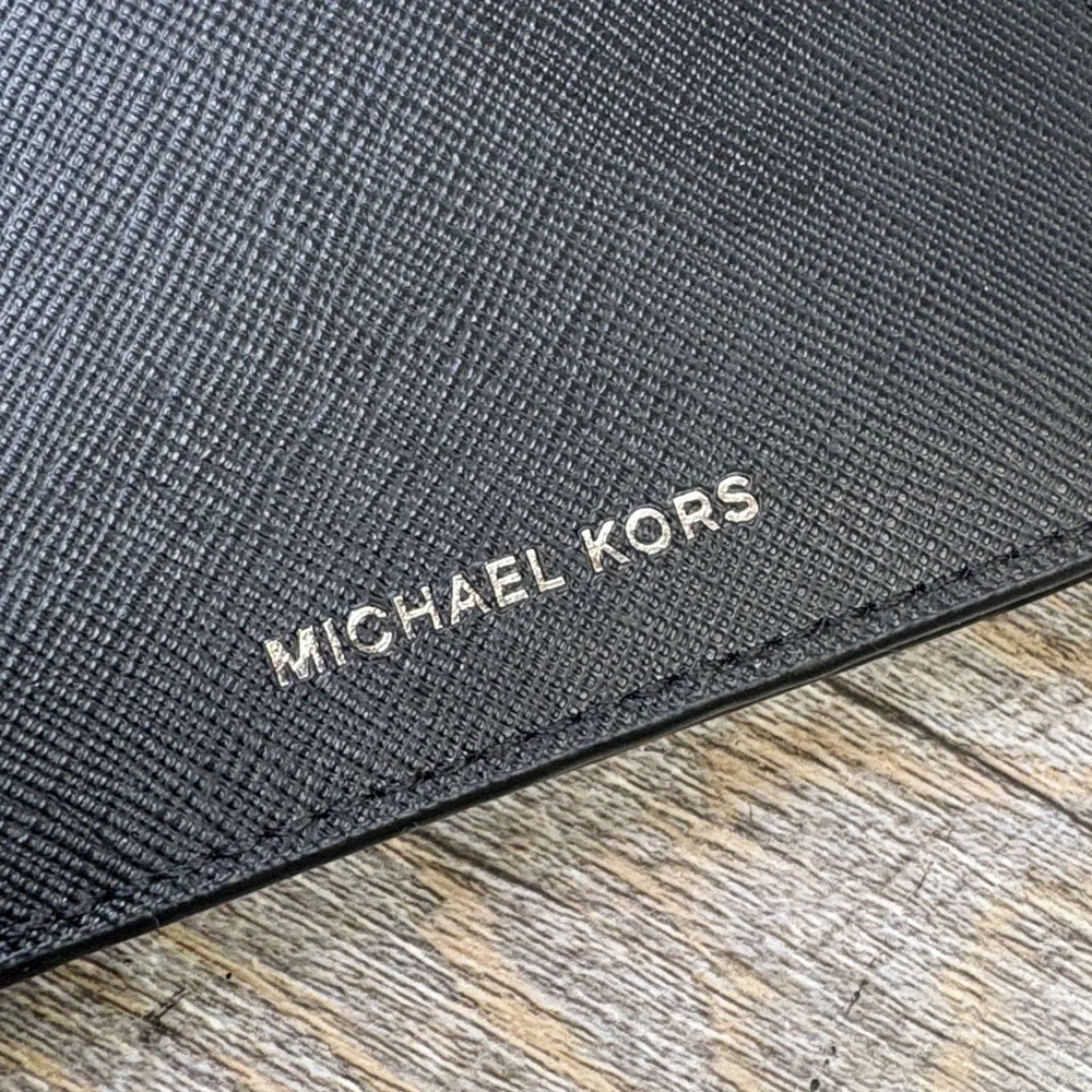 Michael Kors “Andy” Slim Billfold Wallet – Black Saffiano Leather – NWT